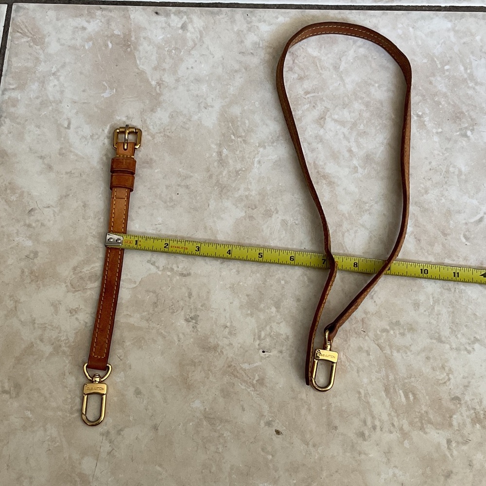 Louis Vuitton Vachetta Leather Adjustable Strap in Tan Brown with Gold Hardware - Picture 9 of 10